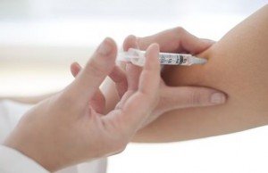 Premieră mondială. Vaccin anticancer, administrat unei femei bolnave din Marea Britanie