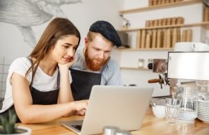 În afaceri cu prietenii | Ce trebuie să faci și ce nu trebuie să faci când începi o afacere cu un prieten